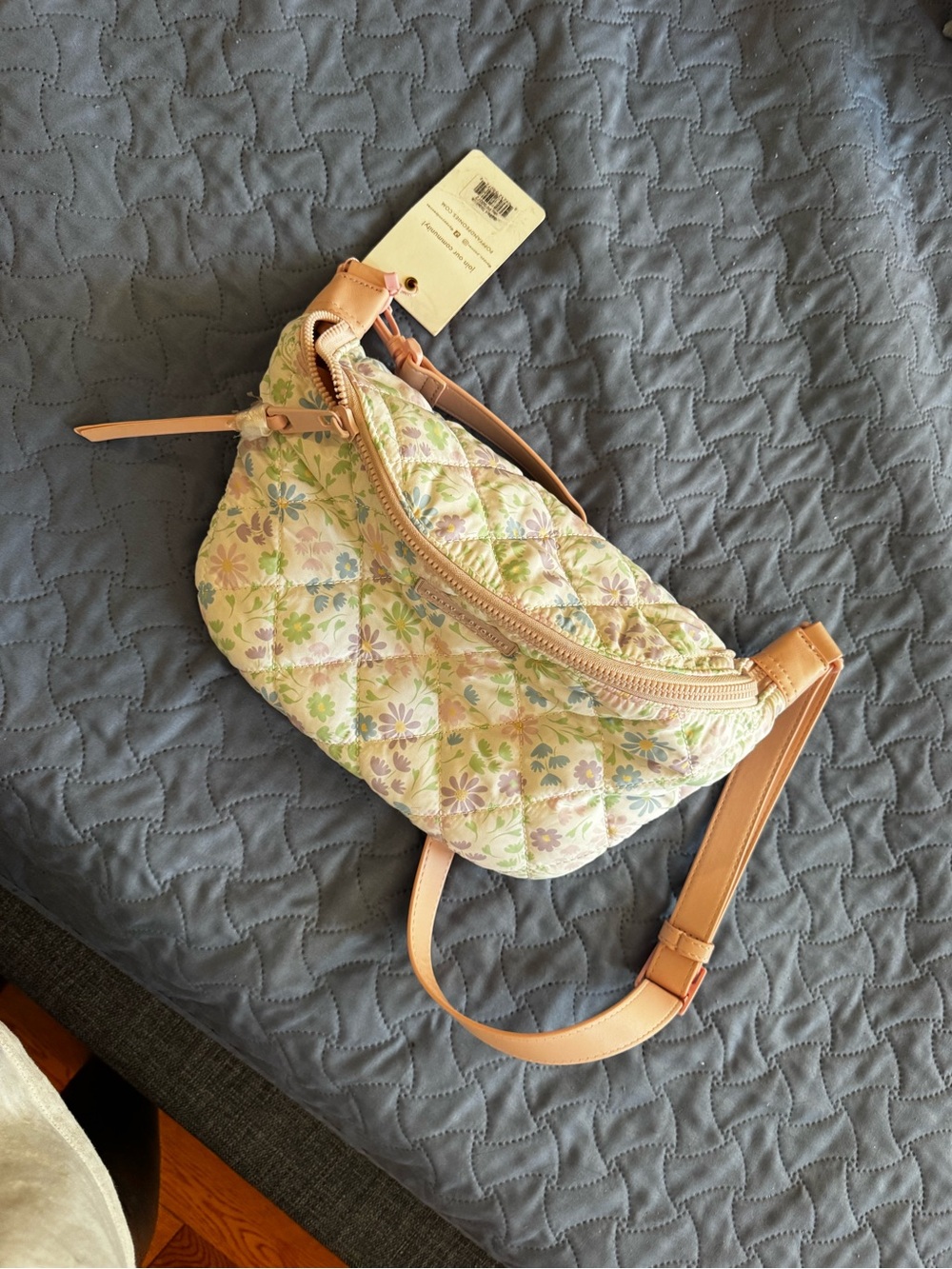 Poppy & Peonies Quilted Floral Crossbody in Pastel Green and Tan